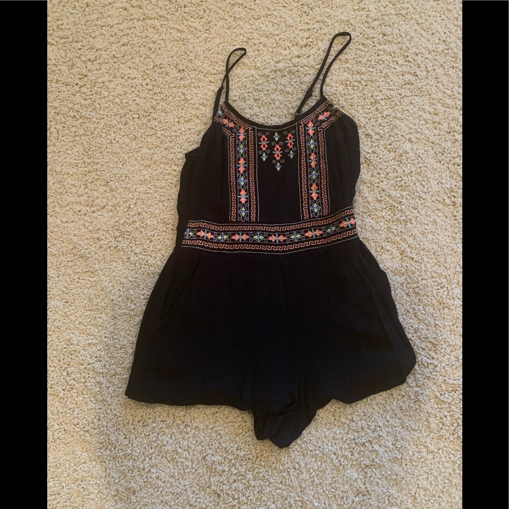 Vestique women black Romper